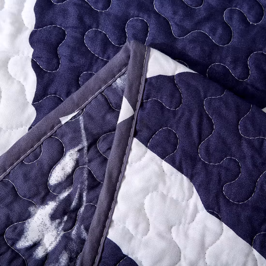 ジオメトリプリントポリファイバー充填刺繍キルティングベッドカバーサマーキルト